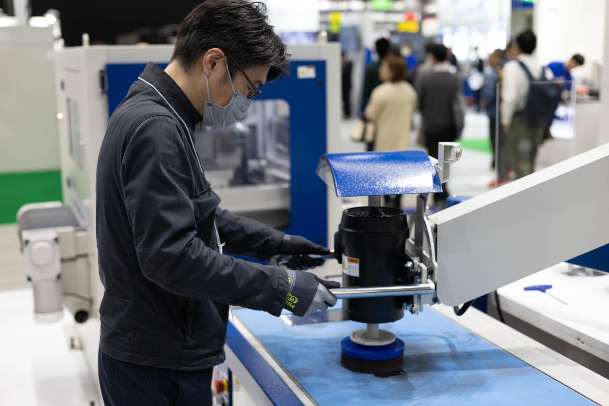 株式会社エステーリンクのブースにて実演