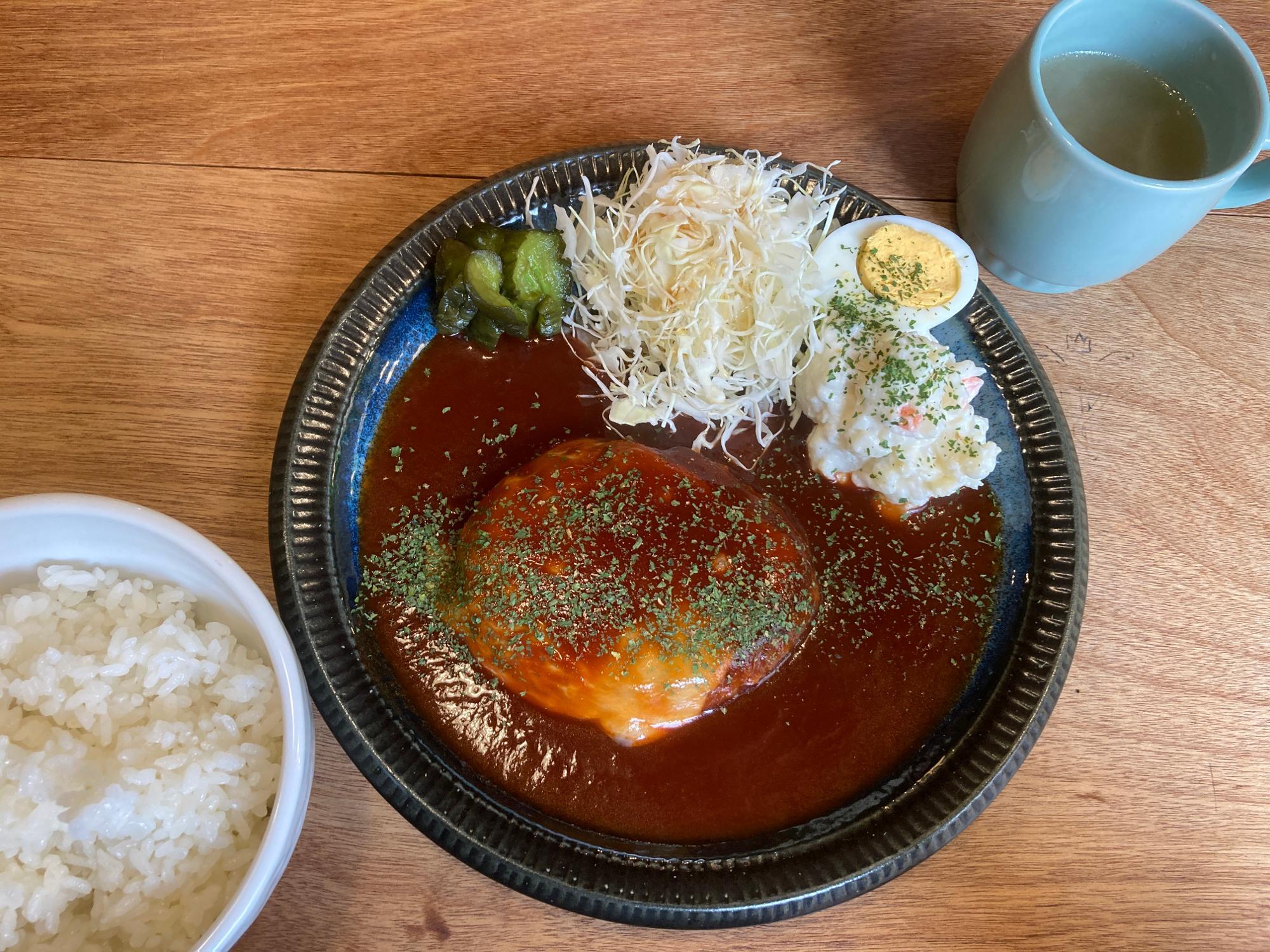 ハンバーグ定食